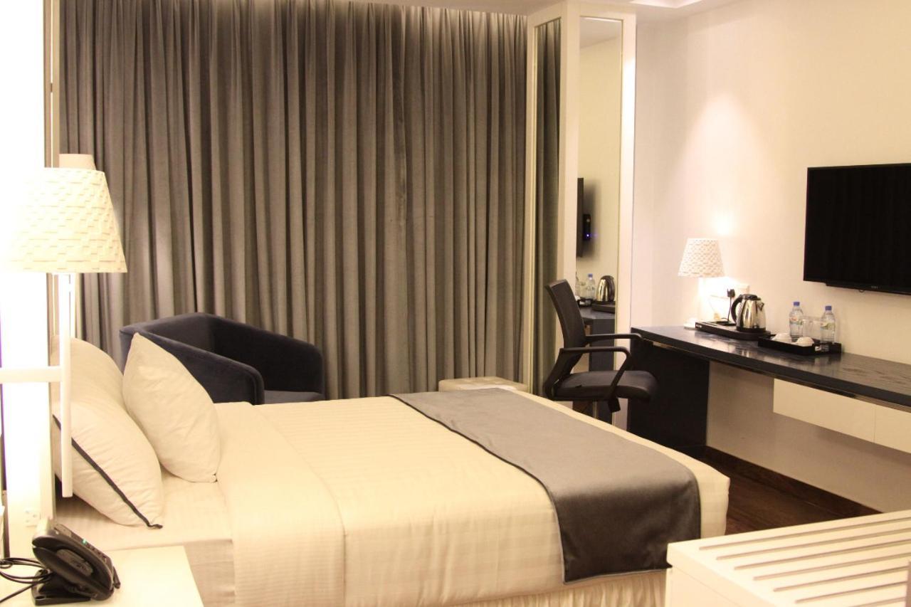 Grace 21 Smart Hotel Dacca Exterior foto